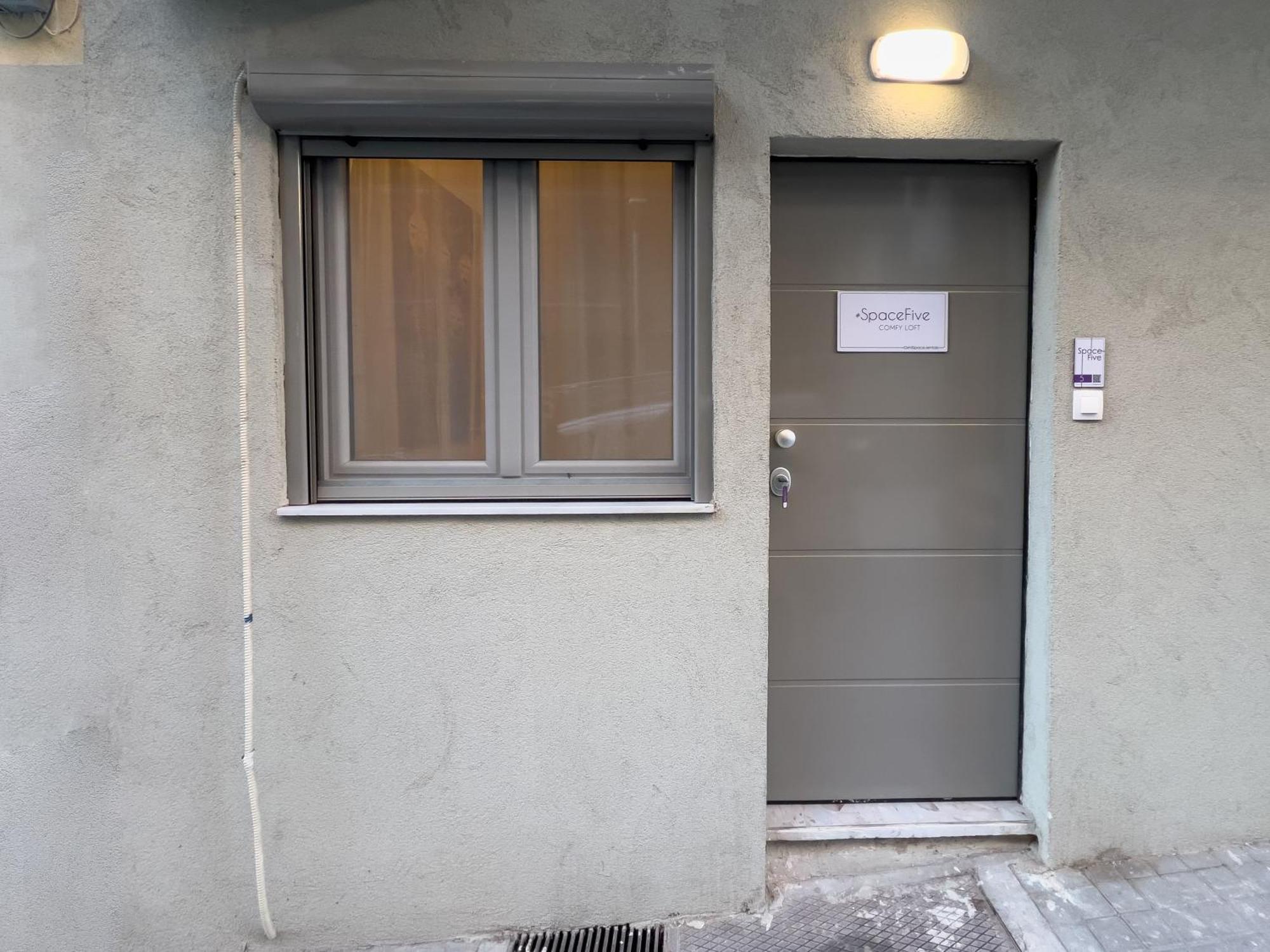Ikaros Welcome Stay Downtown Loft - Explore Center By Foot - Close To Arch Of Galerius Thessaloniki Exterior photo